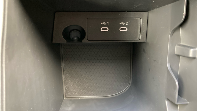 Nissan Qashqai 1.3 DiG-T MH 158 N-Connecta 5dr Petrol Hatchback